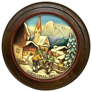 Vintage ANRI Christmas Wooden Plate 1971 Christmas in St. Jakob in Groden 11"